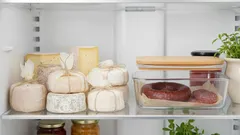 Vad man inte ska göra med ost och korv – tips som håller dem färska längre